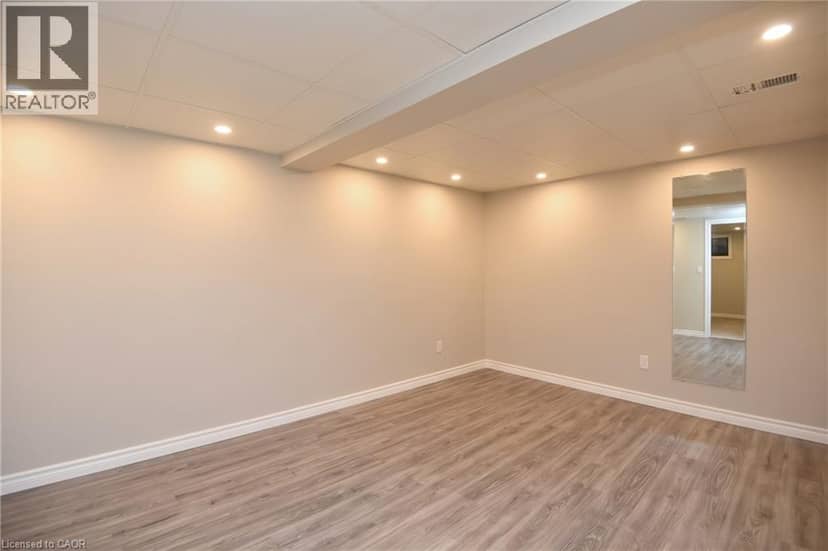 157 SILVERBIRCH Boulevard — photo 37 of 38