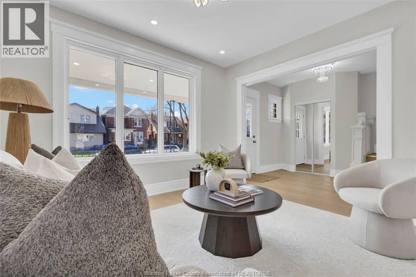 884 Moy — photo 16 of 33