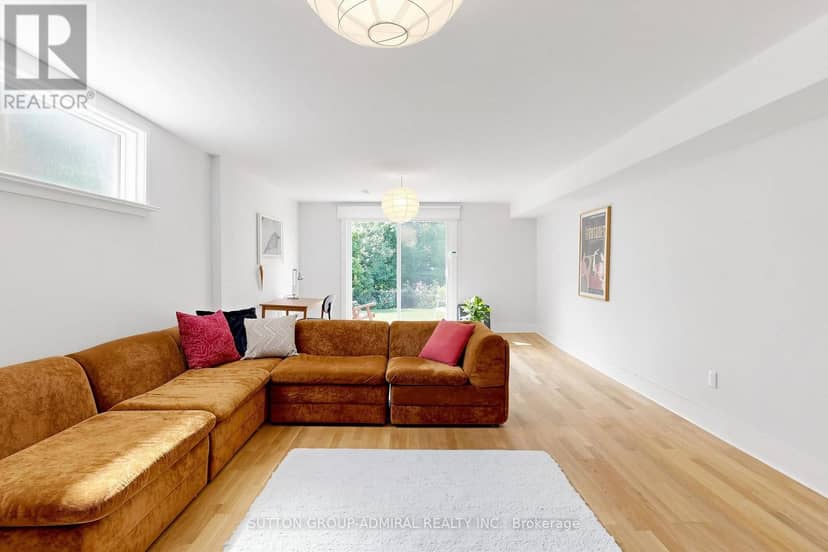 27 Warlingham Court — photo 26 of 40