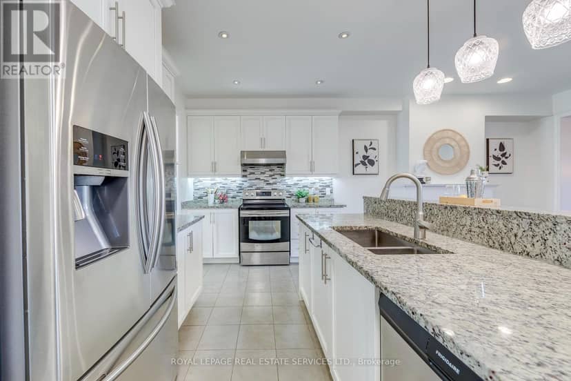 3117 Neyagawa Boulevard — photo 14 of 40