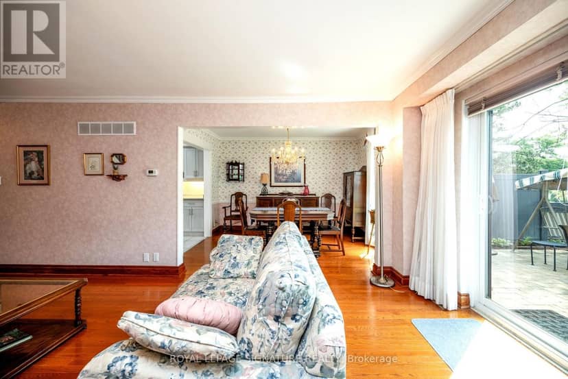 44 - 51 Broadfield Drive — photo 19 of 40