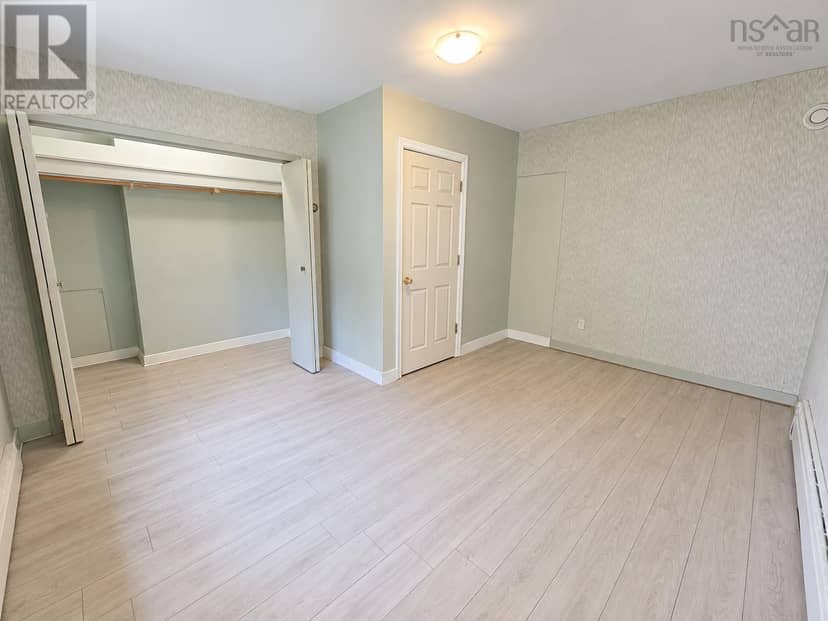 5791 Harrington St — photo 22 of 40