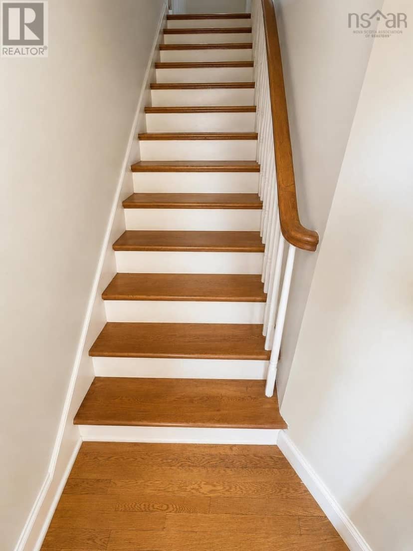 5791 Harrington St — photo 32 of 40