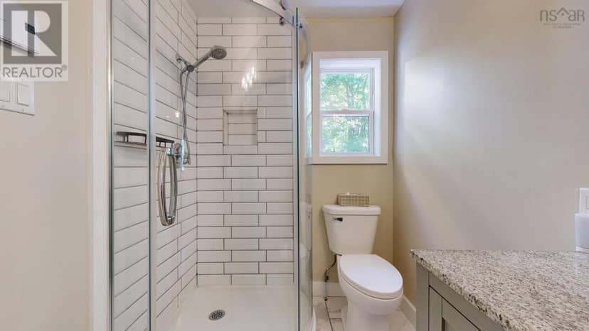 204 Rodney Street — photo 23 of 37