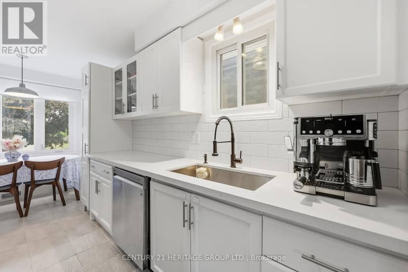 467 Templemead Drive — photo 11 of 40