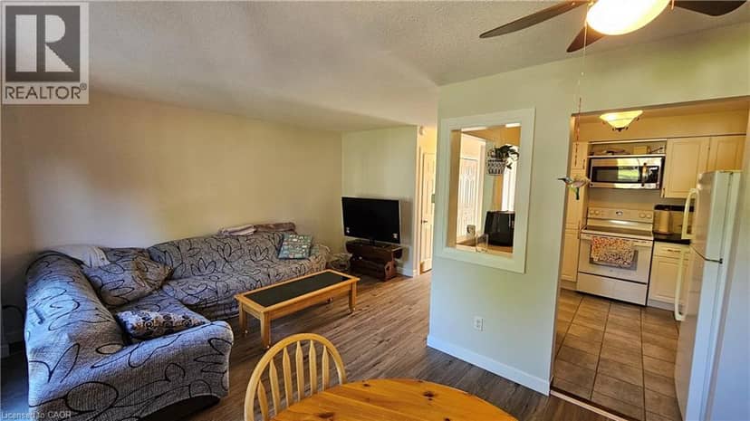 4 PARKSIDE Drive — photo 16 of 30