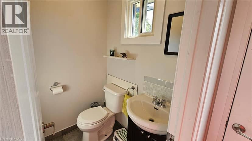 4 PARKSIDE Drive, Paris, photo 6