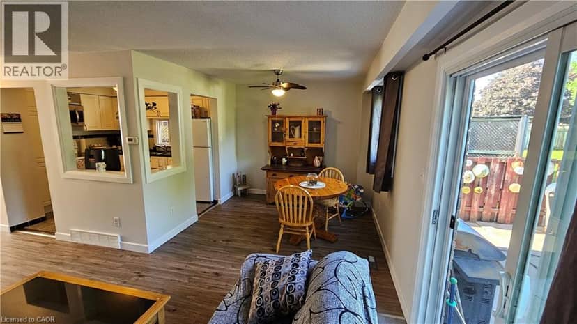 4 PARKSIDE Drive — photo 15 of 30