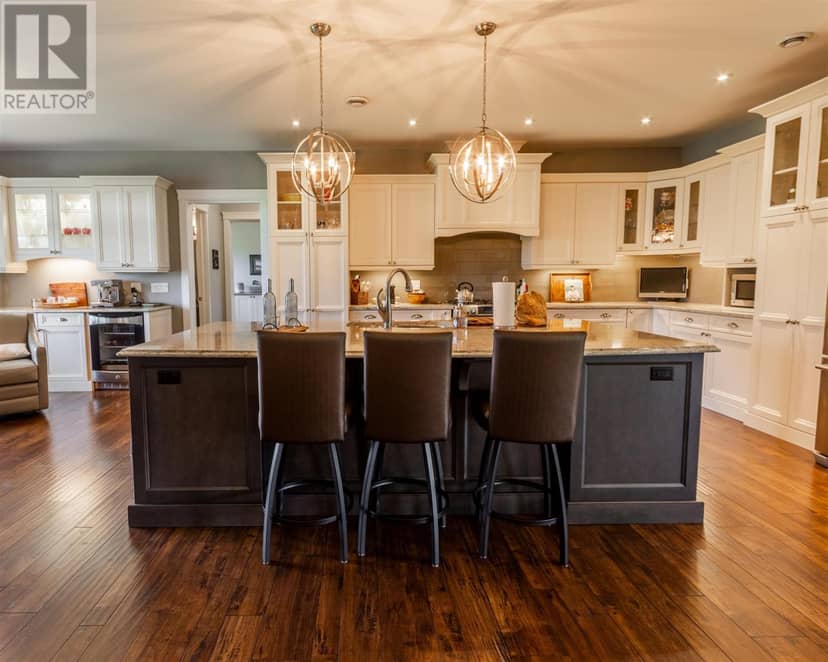 758 Leighs Bay RD — photo 12 of 34