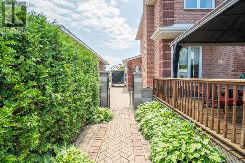 62 Bitonti CRES — photo 8 of 40