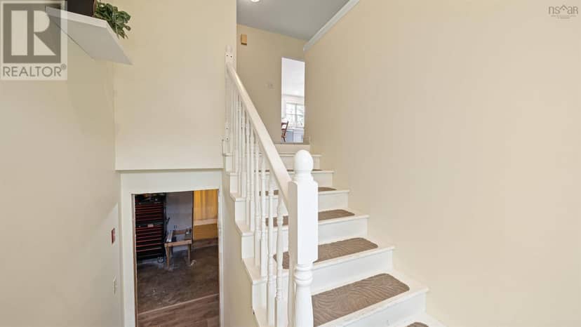 2155 Beaver Bank Road, Beaver Bank, photo 4
