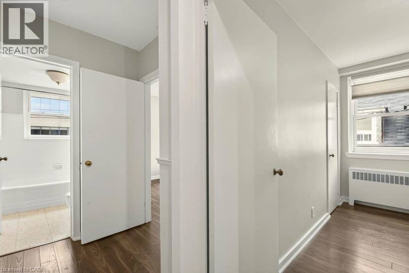 4 ROBINSON Street Unit# 10 — photo 19 of 32