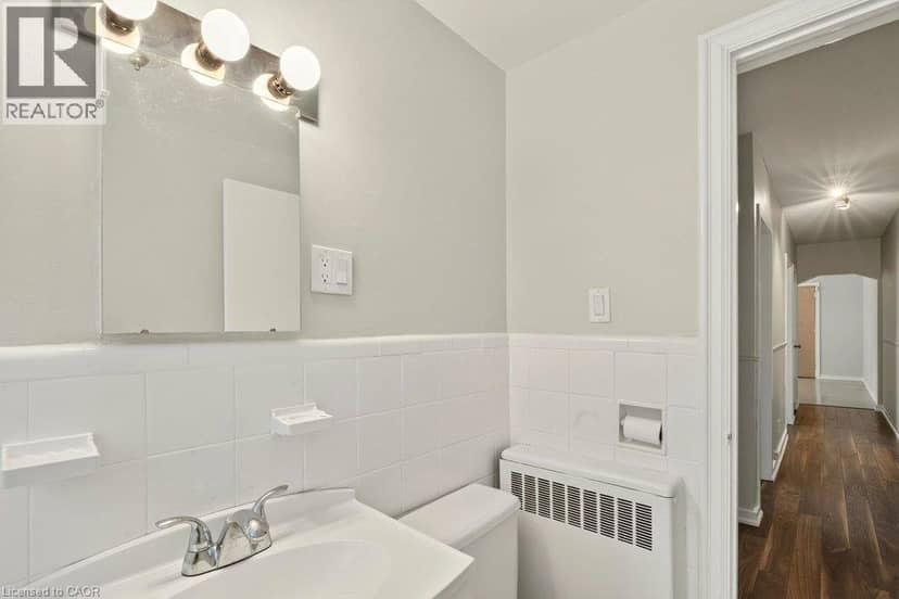 4 ROBINSON Street Unit# 10 — photo 29 of 32