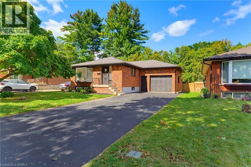115 EVELYN Street, Brantford, photo 2