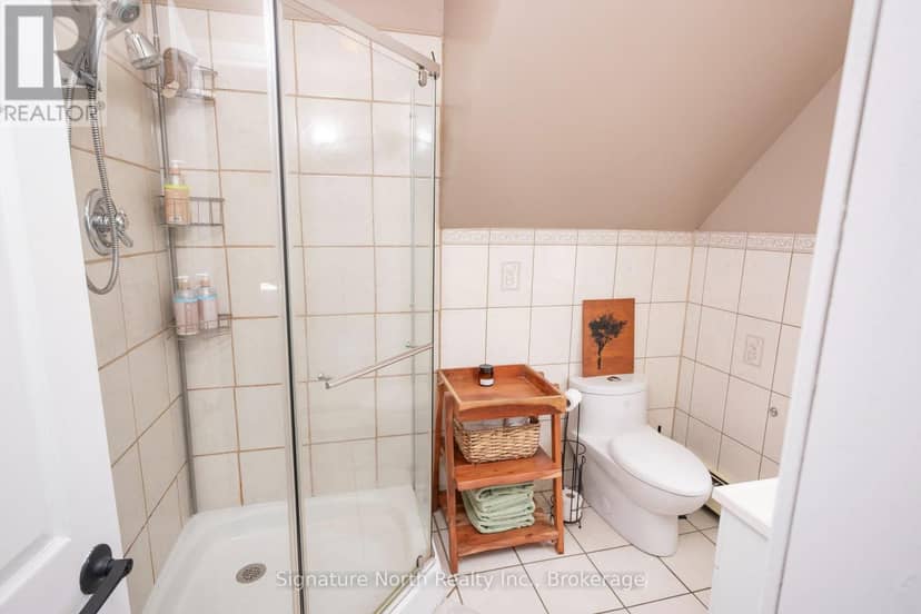 90 Peter Street — photo 32 of 40