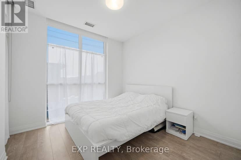 10 - 286 Main Street — photo 12 of 27