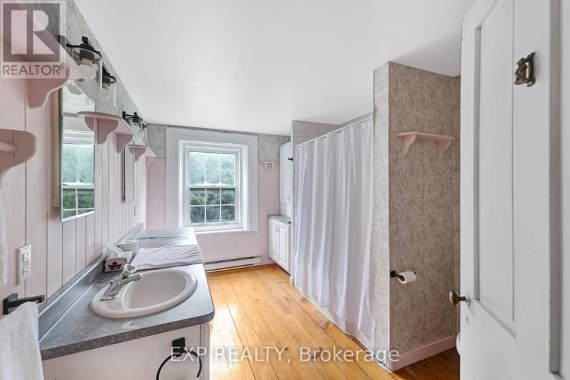 18611 Leslie Street — photo 32 of 40