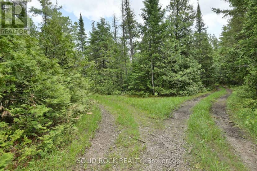 0 Mast Road, McNab/Braeside, photo 5
