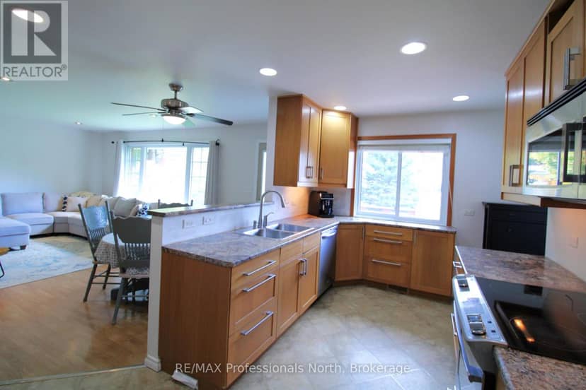 83 Pine Street — photo 12 of 40