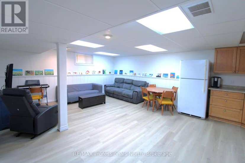 83 Pine Street — photo 19 of 40