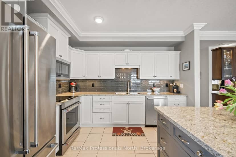 207 - 130 Steamship Bay Road — photo 12 of 40