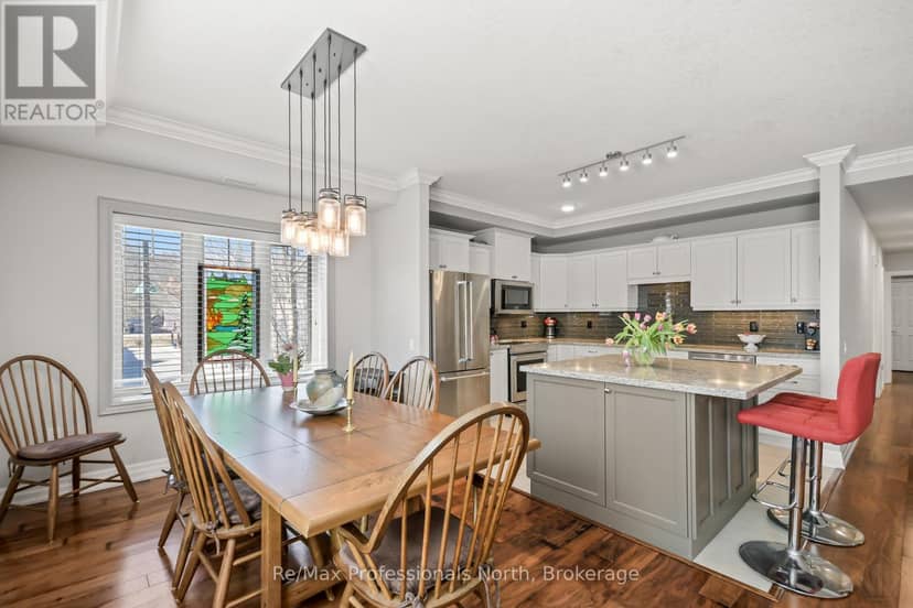 207 - 130 Steamship Bay Road — photo 13 of 40