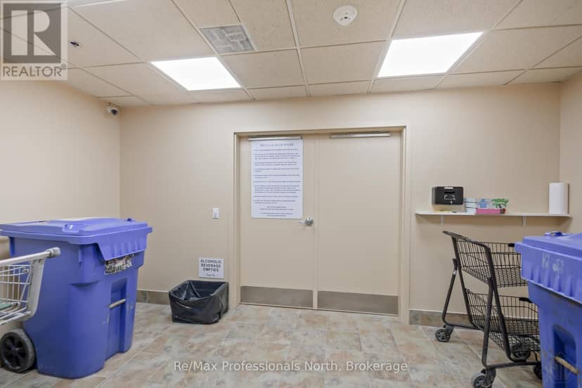 207 - 130 Steamship Bay Road — photo 35 of 40