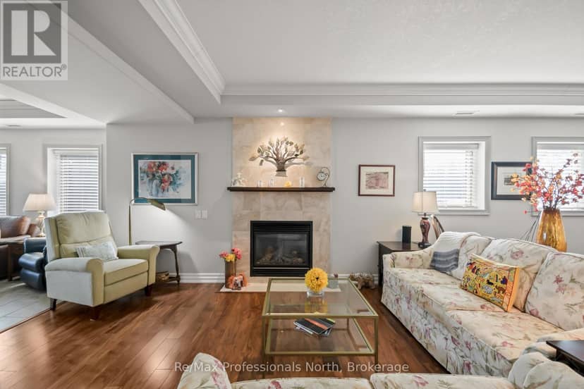 207 - 130 Steamship Bay Road, Gravenhurst, photo 5