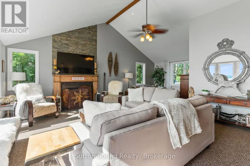 427 Balmy Beach Road — photo 9 of 40