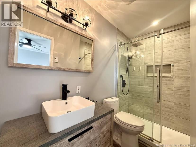 63 Premiere Avenue — photo 10 of 28