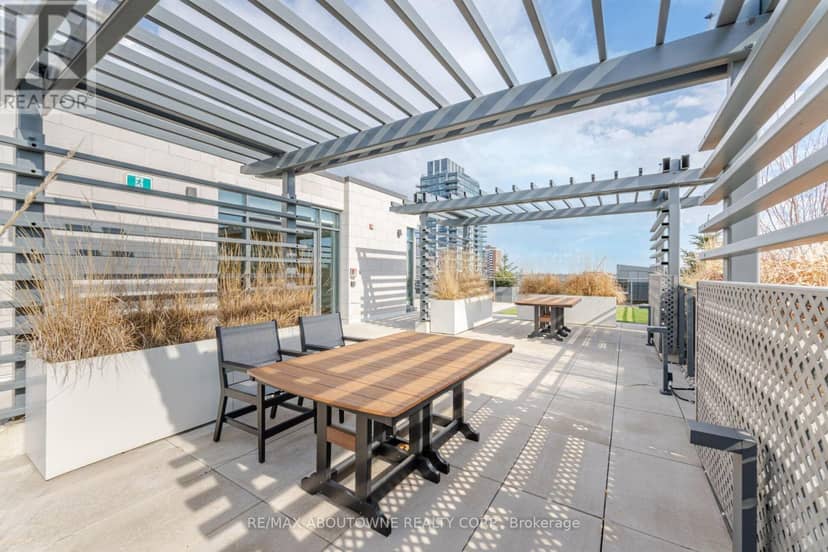 106 - 1441 Elgin Street — photo 35 of 40