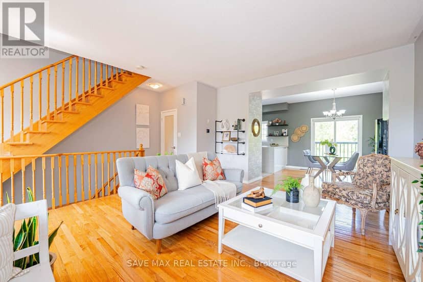 21 - 109 Georgian Drive — photo 9 of 40