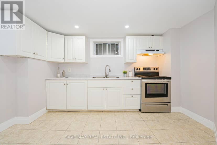 4443 Dorchester Road — photo 33 of 40
