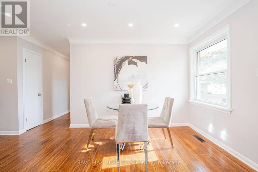 4443 Dorchester Road — photo 16 of 40