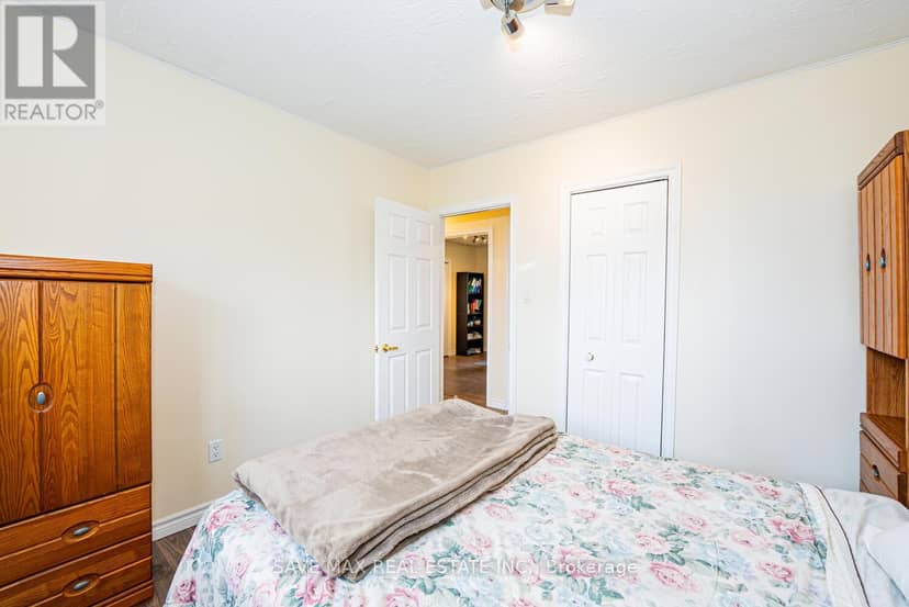 9049 Dublin Line — photo 21 of 40