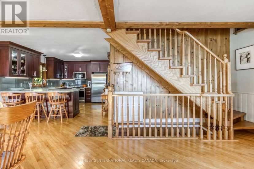 125 Lakeshore Road — photo 12 of 40