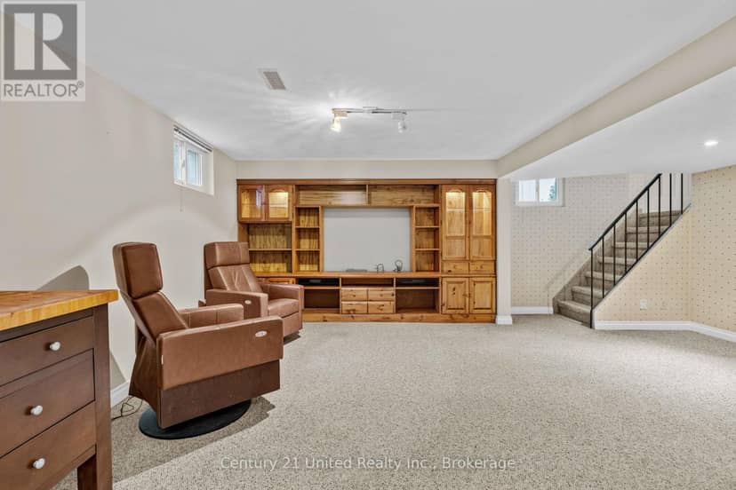1203 Royal Drive — photo 29 of 40