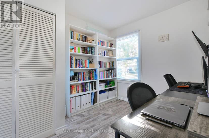 760 New Romaine Street — photo 13 of 20