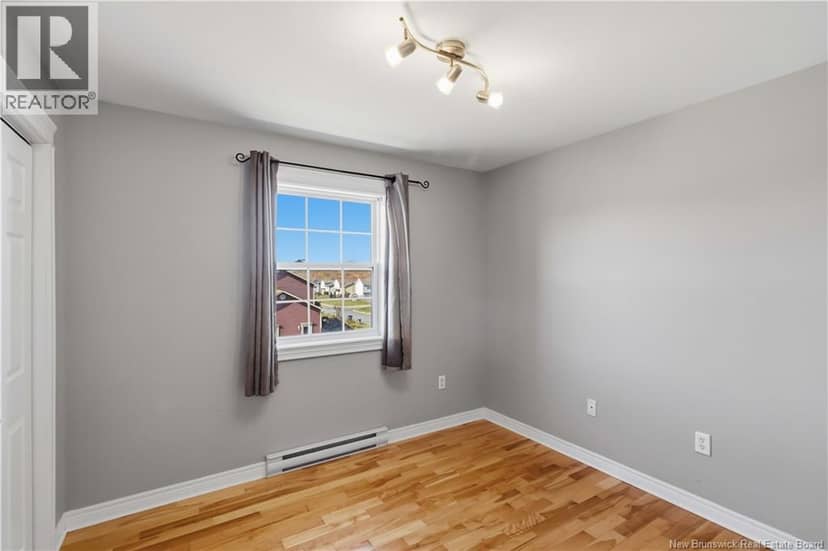 36 Carter Crescent — photo 14 of 30