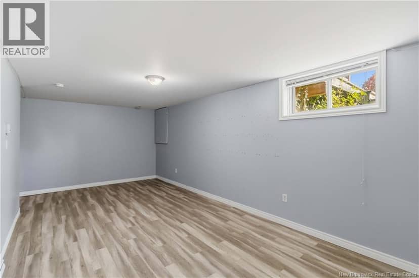36 Carter Crescent — photo 18 of 30