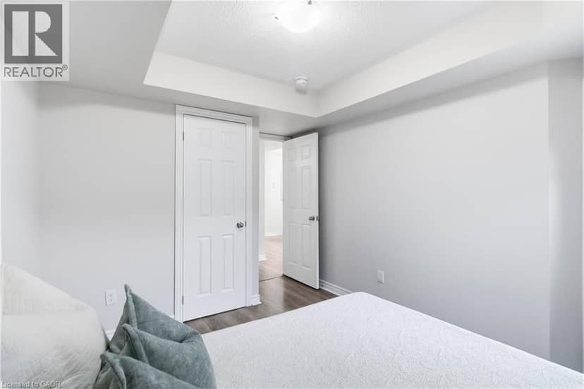 2420 BARONWOOD Drive Unit# 9-01 — photo 27 of 32