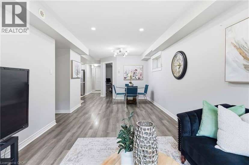 2420 BARONWOOD Drive Unit# 9-01 — photo 13 of 32