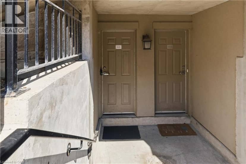 2420 BARONWOOD Drive Unit# 9-01 — photo 3 of 32
