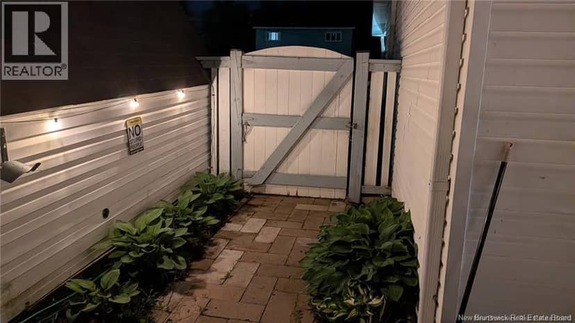 29 Thaddee Street — photo 35 of 36