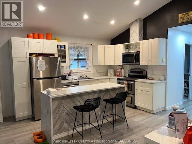 1733 Albert Road — photo 2 of 8