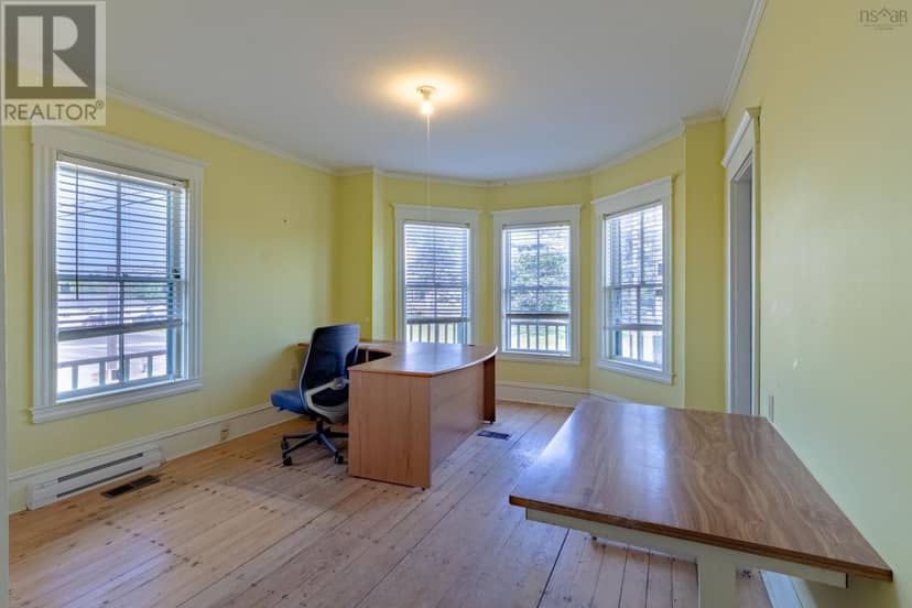 1813 Highway 1 — photo 10 of 40