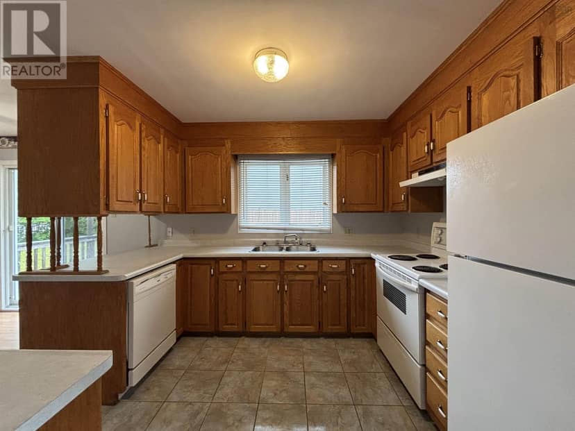 264 Hollingsworth Drive — photo 5 of 22
