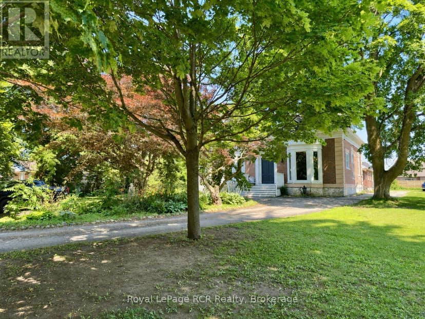 388 Durham Road E — photo 2 of 40