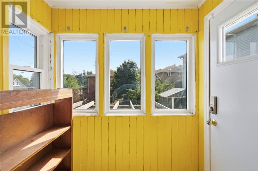 451 Cartier Avenue — photo 12 of 28