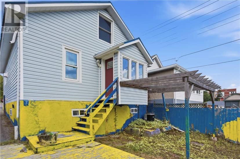 451 Cartier Avenue — photo 22 of 28